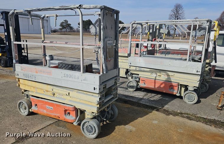 image for item OJ9730 2007 JLG 1930ES scissor lift