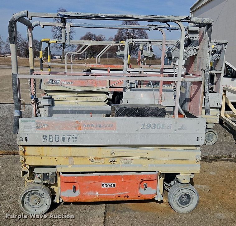 image for item OJ9730 2007 JLG 1930ES scissor lift