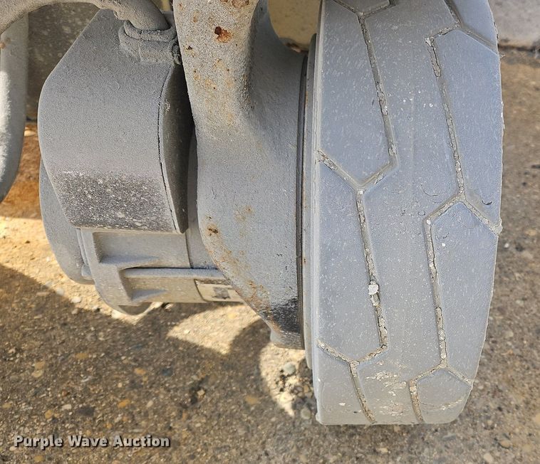 image for item OJ9730 2007 JLG 1930ES scissor lift