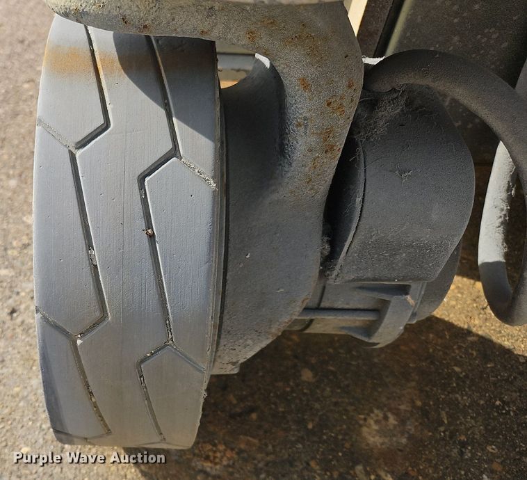 image for item OJ9730 2007 JLG 1930ES scissor lift