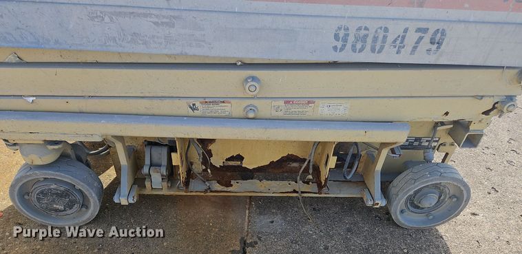 image for item OJ9730 2007 JLG 1930ES scissor lift
