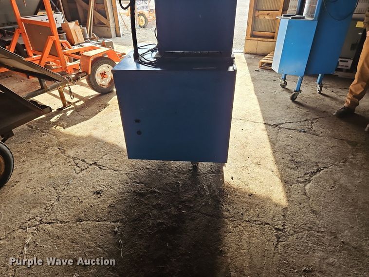 image for item OJ9735 Troxler 4140 gyratory compactor