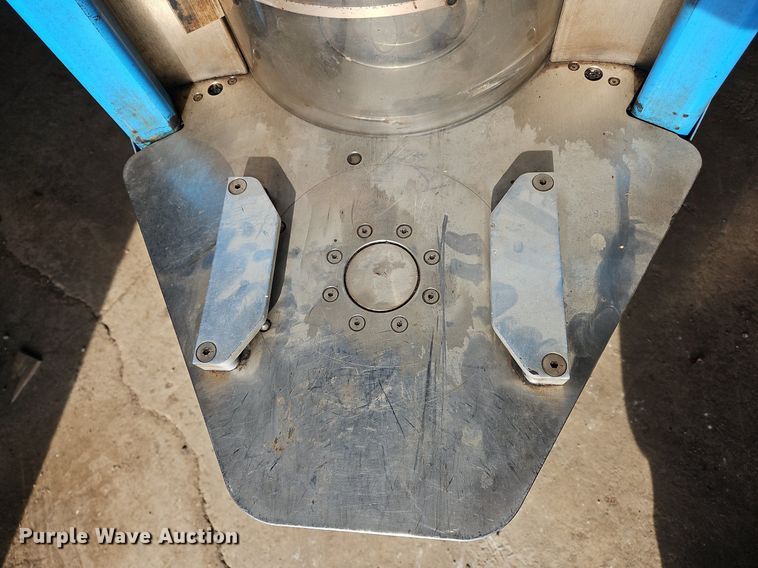 image for item OJ9736 Troxler 4141 gyratory compactor