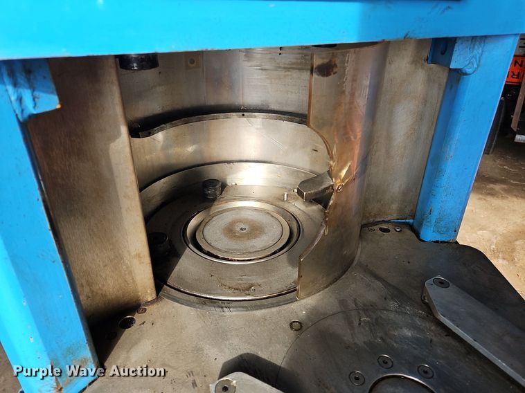 image for item OJ9737 Troxler 4141 gyratory compactor