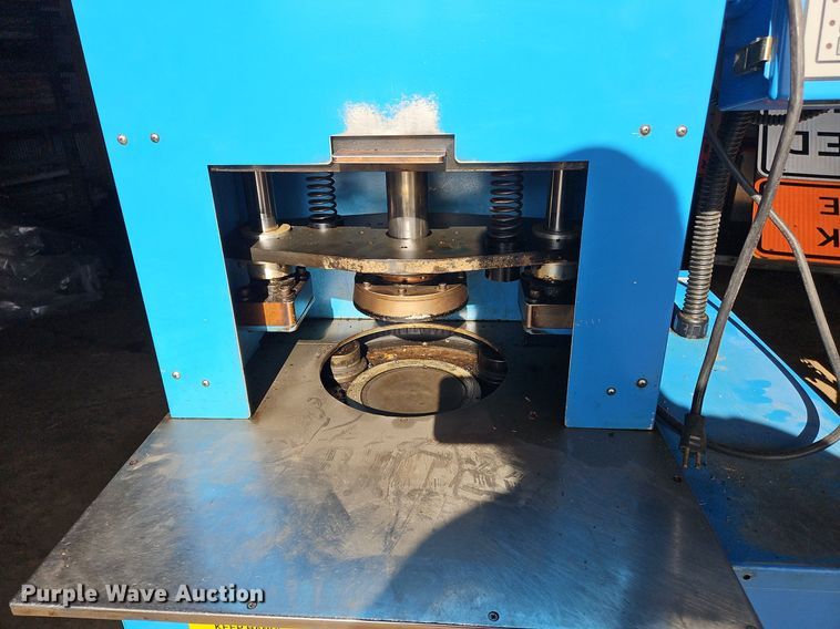 image for item OJ9739 Troxler  4140 gyratory compactor