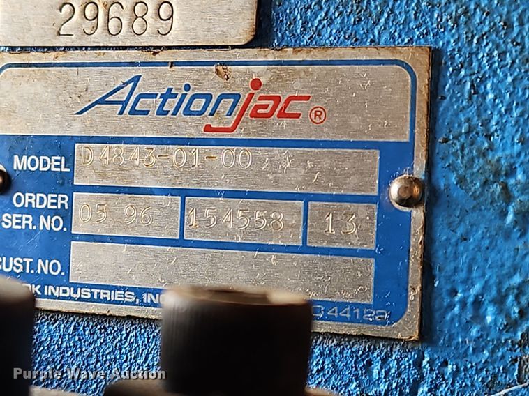 image for item OJ9739 Troxler  4140 gyratory compactor