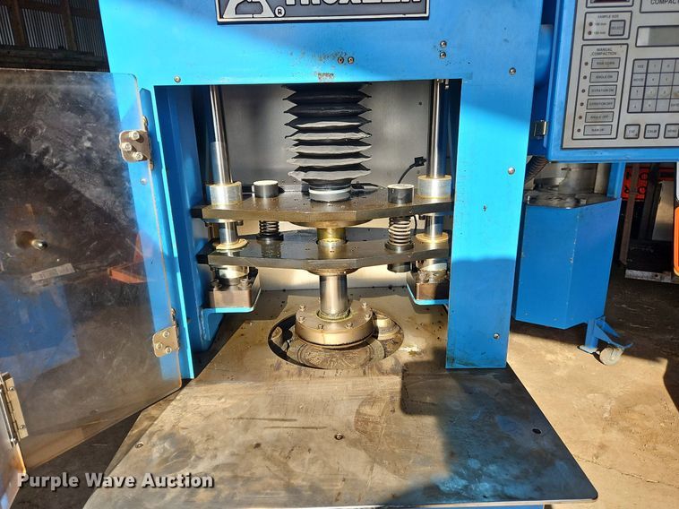 image for item OJ9740 Troxler 4140 gyratory compactor