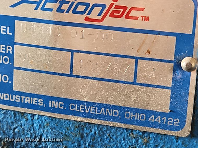 image for item OJ9740 Troxler 4140 gyratory compactor