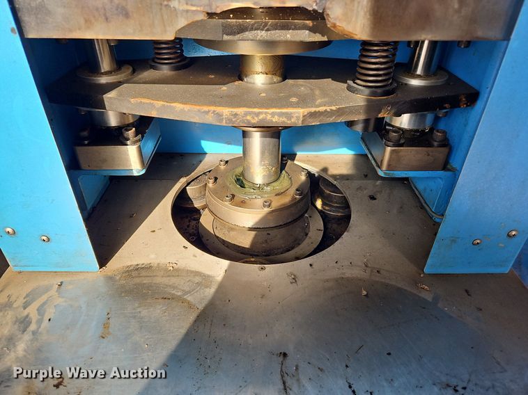 image for item OJ9742 Troxler 4140 gyratory compactor