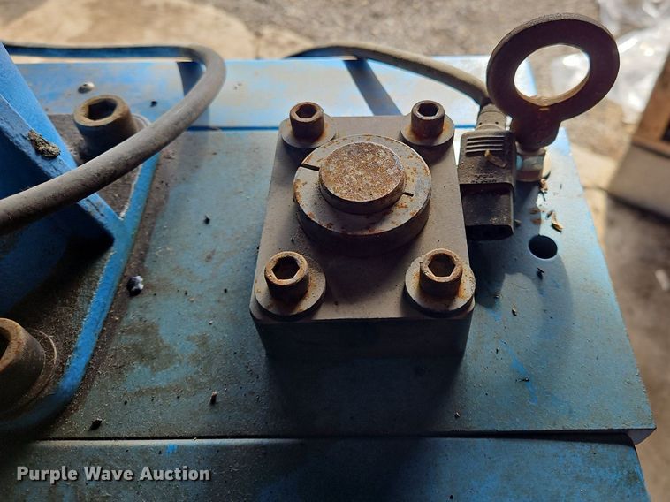 image for item OJ9742 Troxler 4140 gyratory compactor