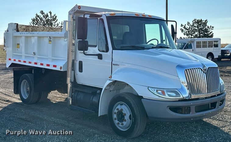 image for item OM9786 2008 International  4300M7 SBA dump truck