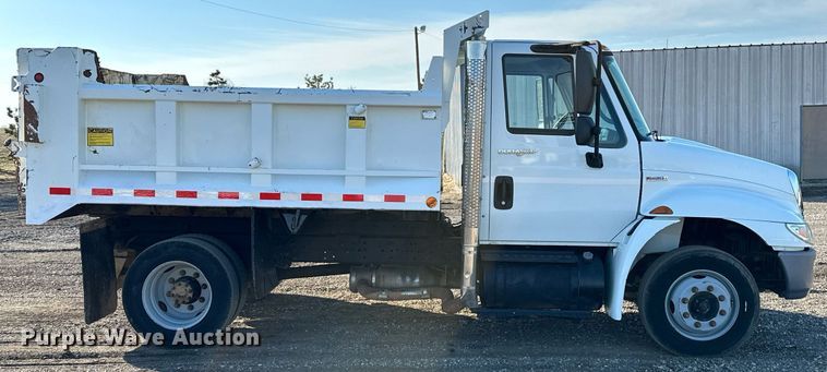 image for item OM9786 2008 International  4300M7 SBA dump truck
