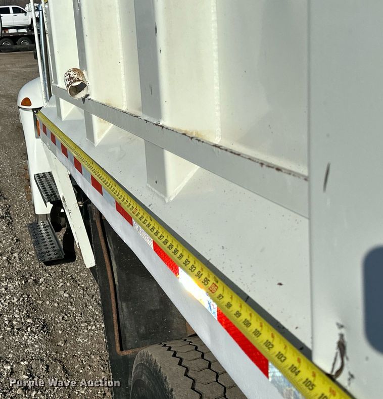 image for item OM9786 2008 International  4300M7 SBA dump truck