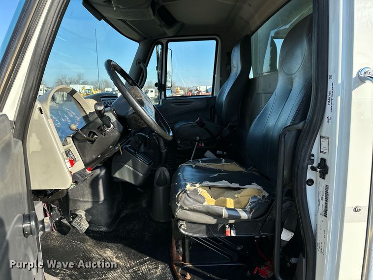 image for item OM9786 2008 International  4300M7 SBA dump truck