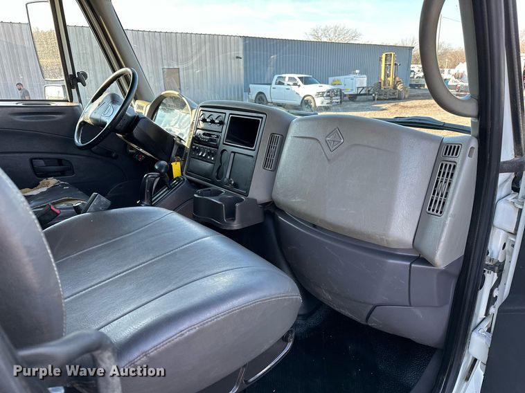 image for item OM9786 2008 International  4300M7 SBA dump truck