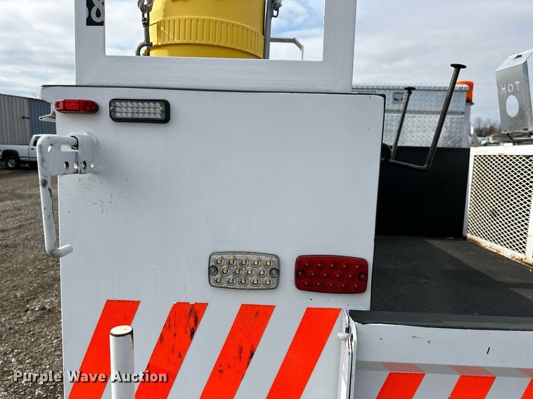 image for item OM9793 2019 Ford F350 Super Duty utility bed pickup truck