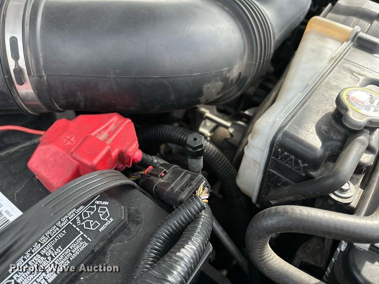 image for item OM9793 2019 Ford F350 Super Duty utility bed pickup truck