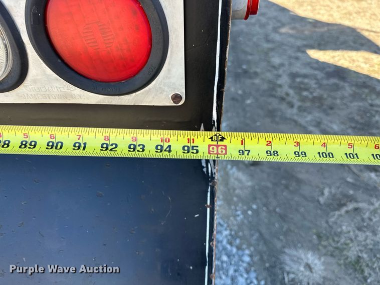 image for item OM9838 2002 Mack  CH613 vacuum truck