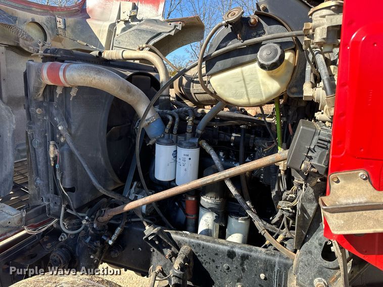 image for item OM9838 2002 Mack  CH613 vacuum truck