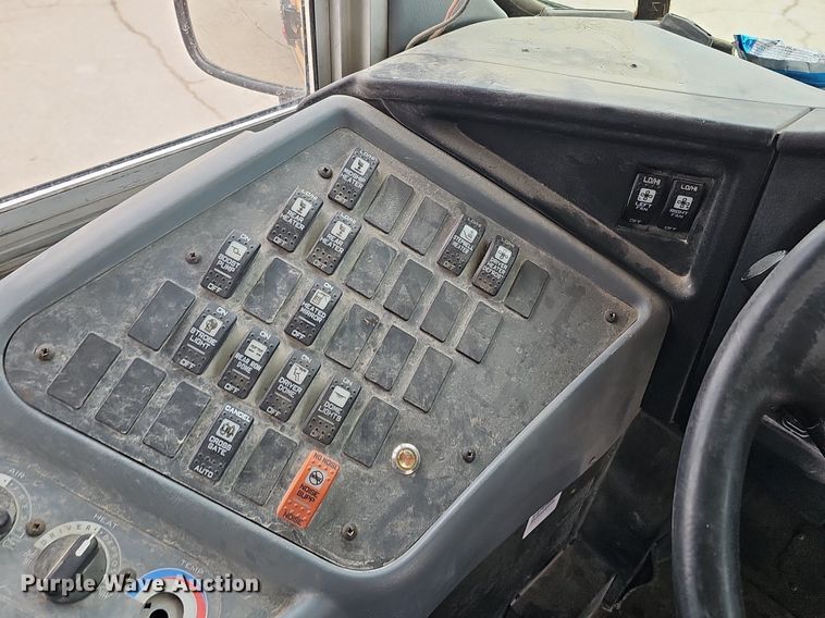 image for item DK0549 2014 IC Corporation PB10500 school bus