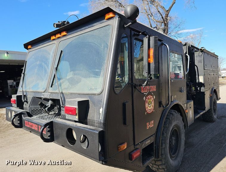 image for item DK0551 1989 Amertek M2500L fire truck