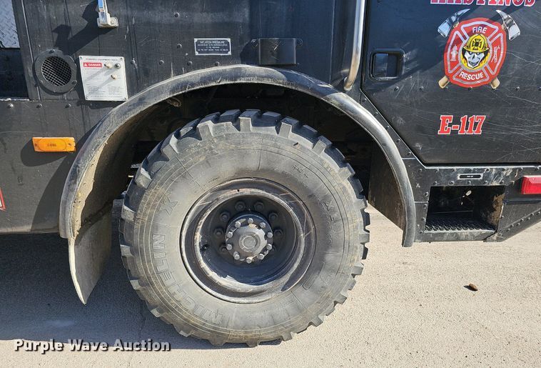 image for item DK0551 1989 Amertek M2500L fire truck