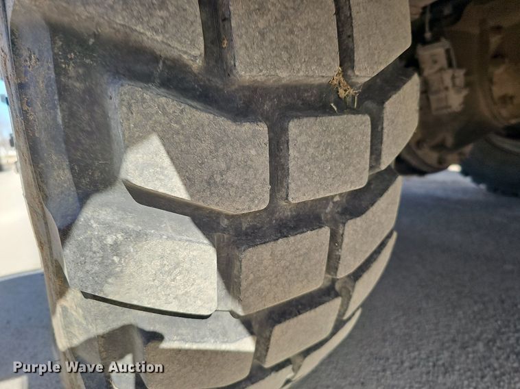 image for item DK0551 1989 Amertek M2500L fire truck