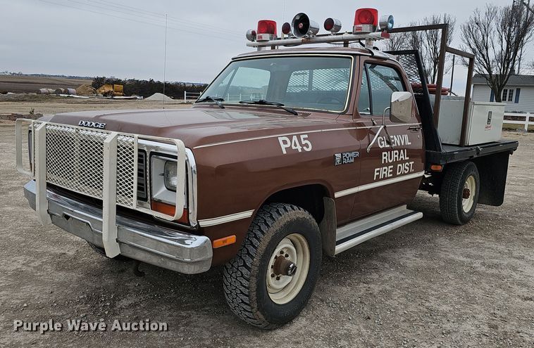 image for item DK0567 1984 Dodge W-350 brush fire truck