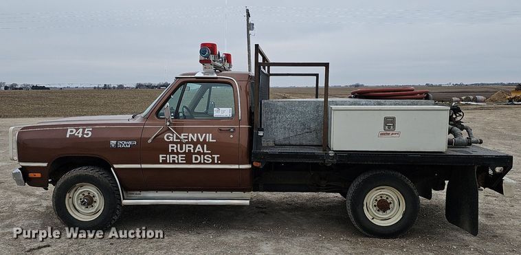 image for item DK0567 1984 Dodge W-350 brush fire truck