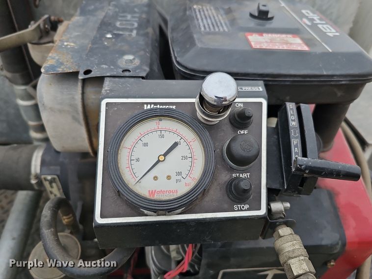 image for item DK0567 1984 Dodge W-350 brush fire truck