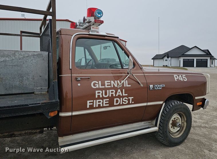 image for item DK0567 1984 Dodge W-350 brush fire truck