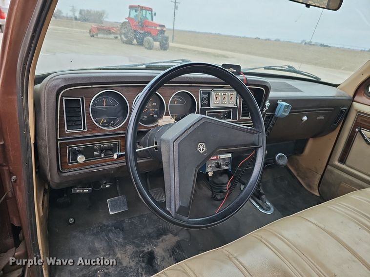 image for item DK0567 1984 Dodge W-350 brush fire truck