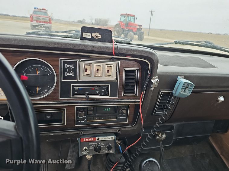 image for item DK0567 1984 Dodge W-350 brush fire truck