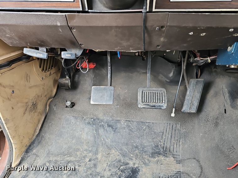 image for item DK0567 1984 Dodge W-350 brush fire truck