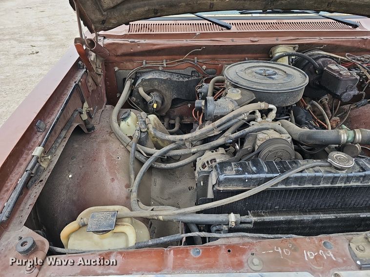 image for item DK0567 1984 Dodge W-350 brush fire truck