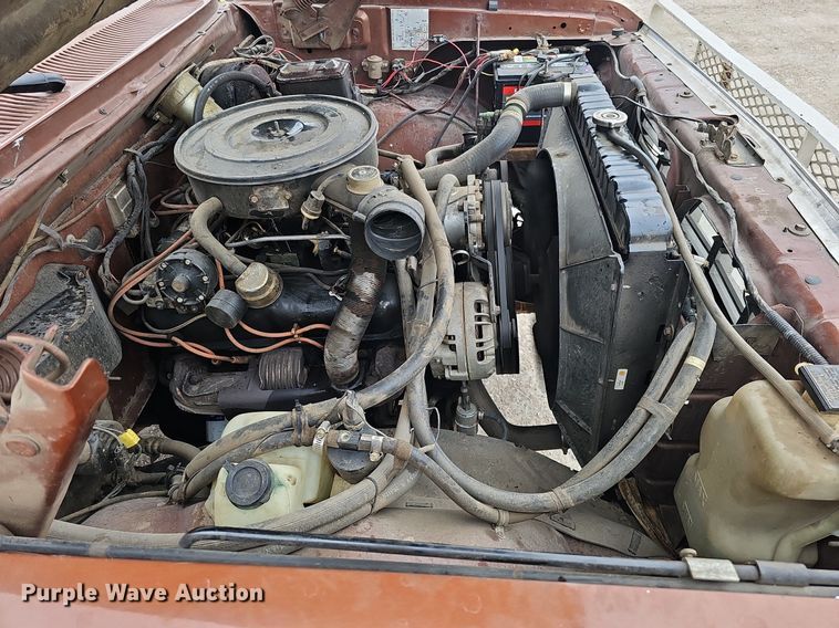 image for item DK0567 1984 Dodge W-350 brush fire truck