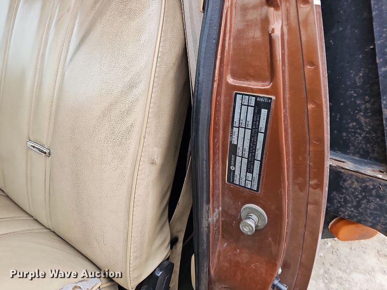 image for item DK0567 1984 Dodge W-350 brush fire truck