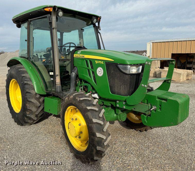 image for item DK6775 2015 John Deere 5075E MFWD tractor