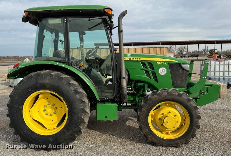 image for item DK6775 2015 John Deere 5075E MFWD tractor