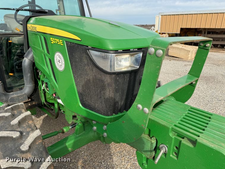 image for item DK6775 2015 John Deere 5075E MFWD tractor
