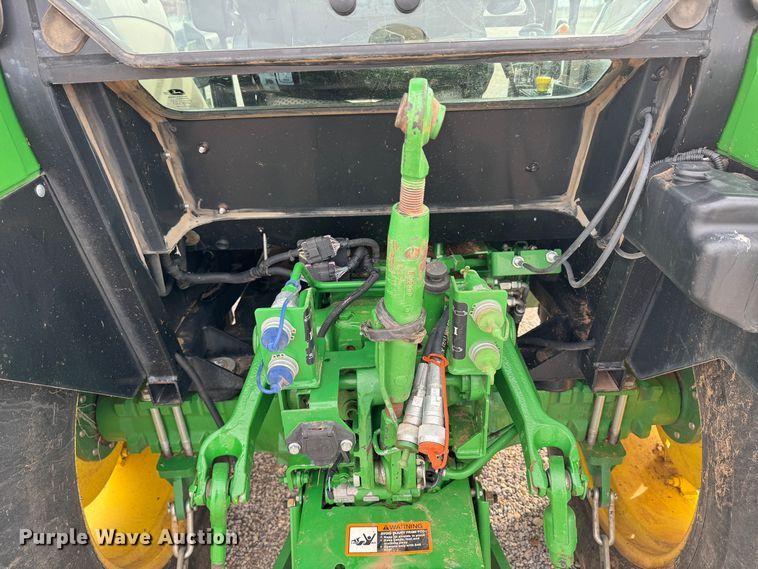 image for item DK6775 2015 John Deere 5075E MFWD tractor