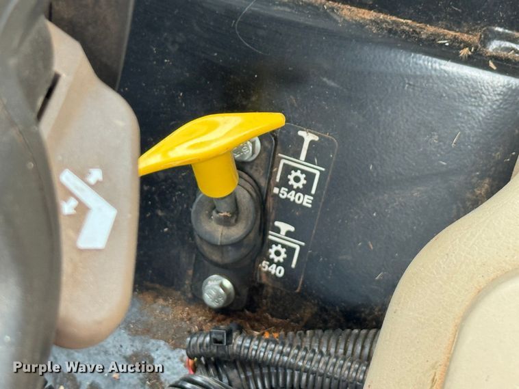 image for item DK6775 2015 John Deere 5075E MFWD tractor