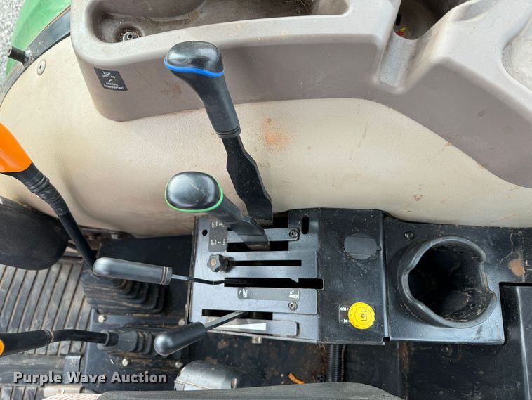 image for item DK6775 2015 John Deere 5075E MFWD tractor