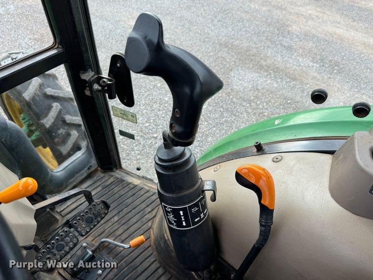 image for item DK6775 2015 John Deere 5075E MFWD tractor