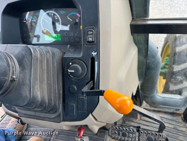 image for item DK6775 2015 John Deere 5075E MFWD tractor