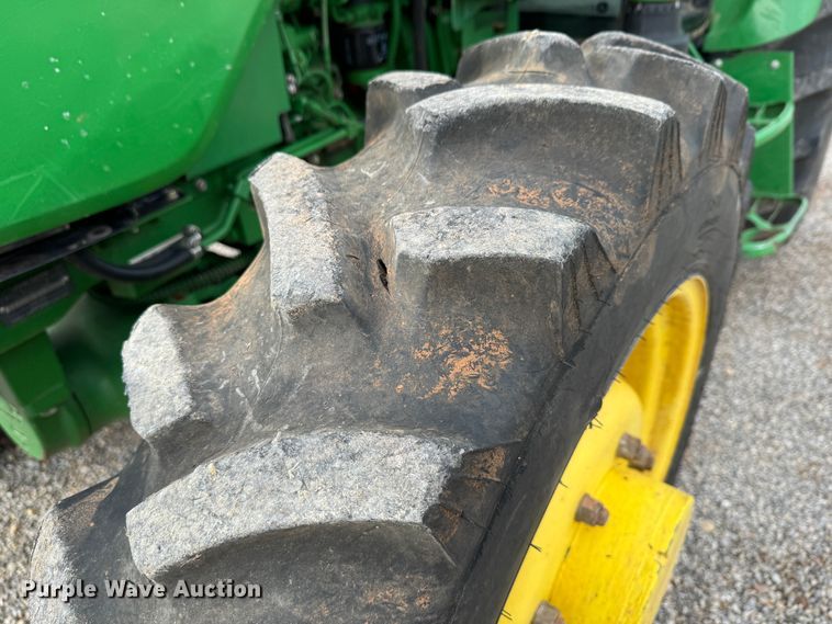 image for item DK6775 2015 John Deere 5075E MFWD tractor