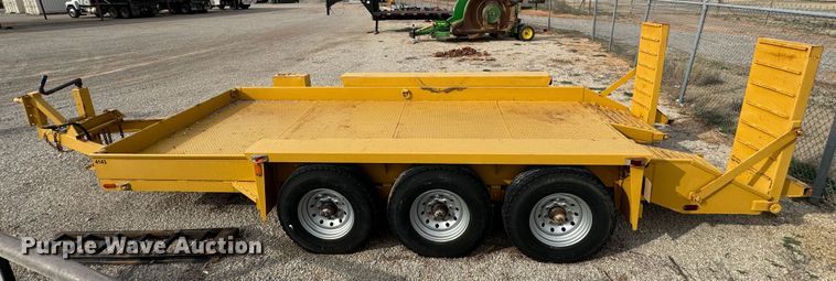 image for item DK6777 1991 Metal Fabricating Co. equipment trailer