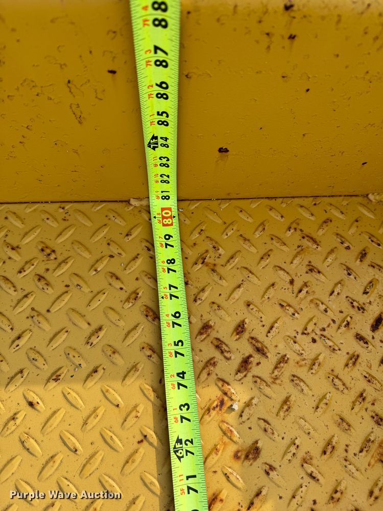 image for item DK6777 1991 Metal Fabricating Co. equipment trailer