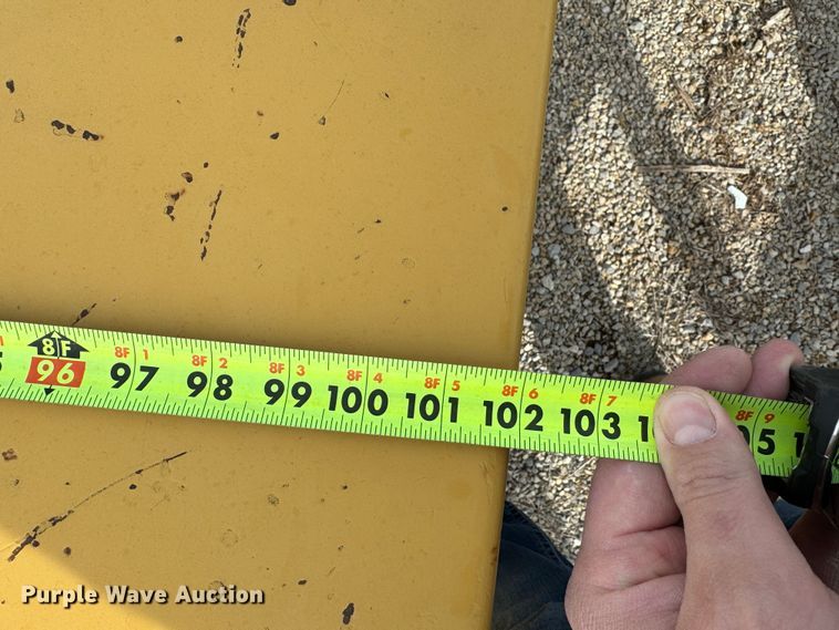 image for item DK6777 1991 Metal Fabricating Co. equipment trailer