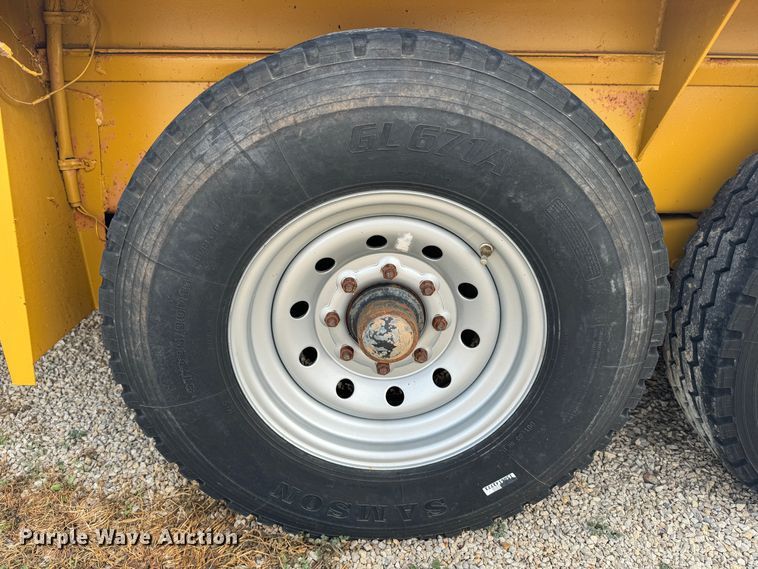 image for item DK6777 1991 Metal Fabricating Co. equipment trailer